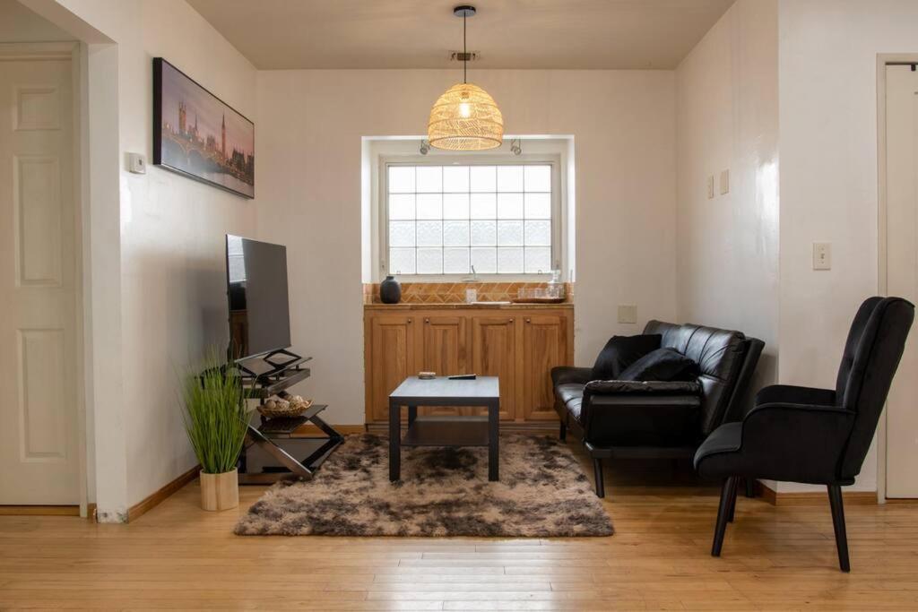 Casa De Ximeno * Long Beach